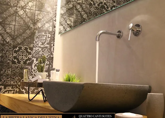 Quattro Canti 게스트하우스 카타니아